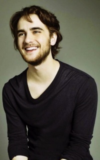 Landon Liboiron Ng5gzMrX_o