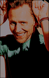 Tom Hiddleston