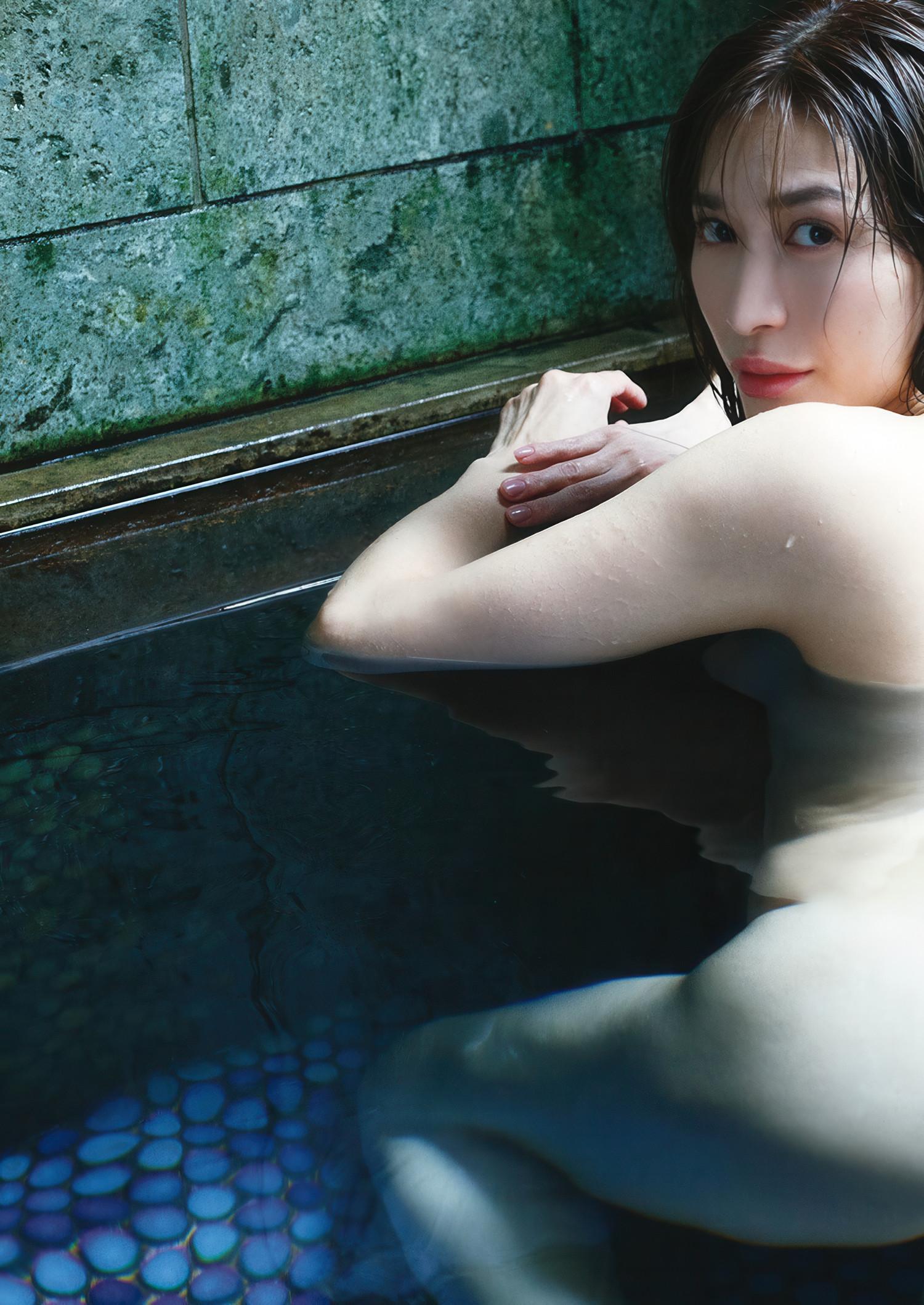 Mai Oshima 大島麻衣, Weekly Playboy 2025 No.26 (週刊プレイボーイ 2025年26号)(4)