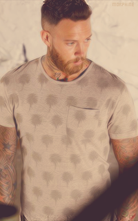 Billy Huxley - Page 7 39gD35iB_o