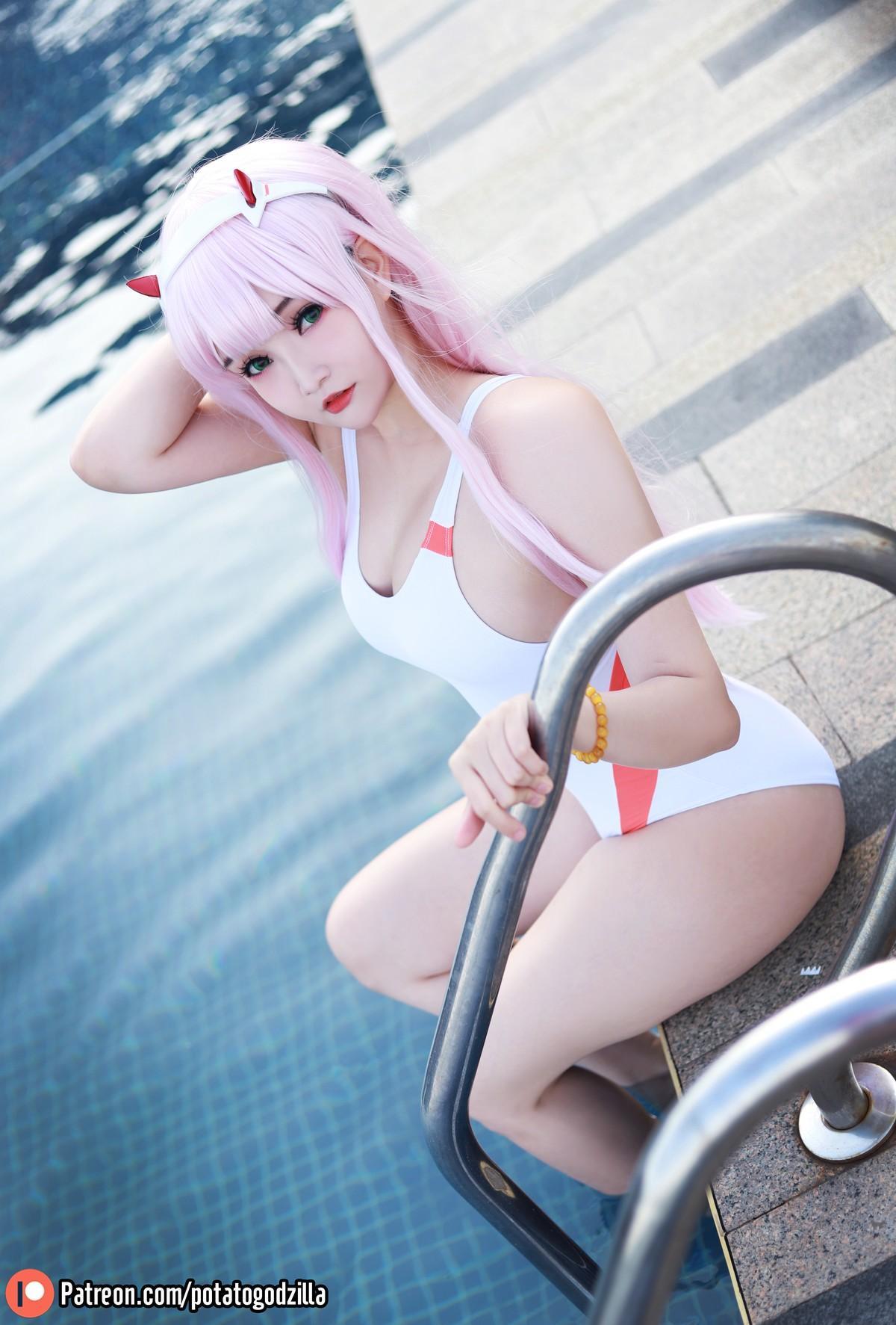 Cosplay Potato Godzilla Zero Two Swimsuit(14)