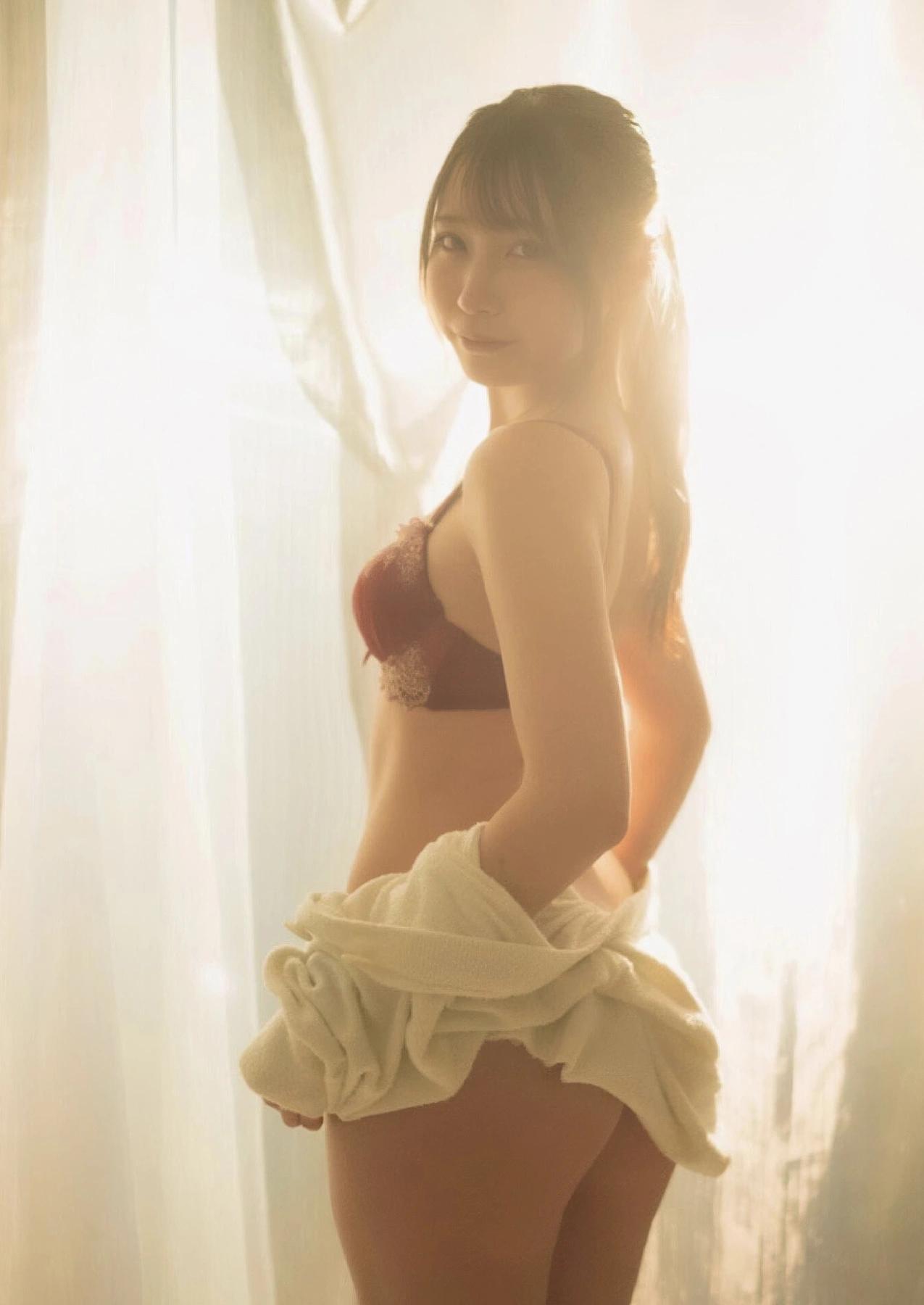 MEI 芽衣, 写真集 Wunder Publishing House 「芽ばえちゃう」 Set.01(29)