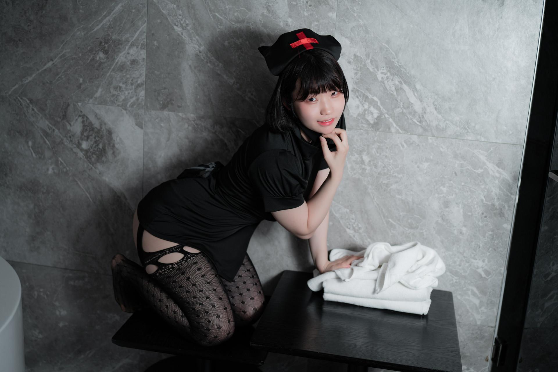 Mimmi 밈미, [CreamSoda] Chic Nerd & Maness Nurse(31)