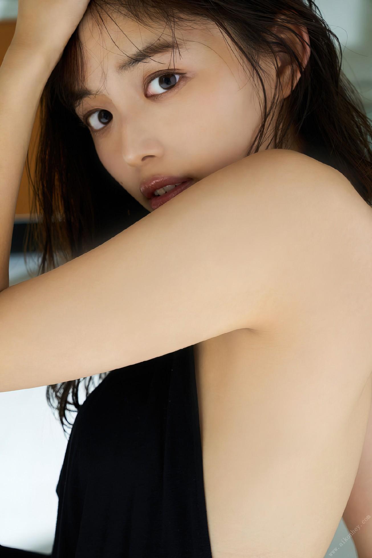 Hinami Mori 森日菜美, FRIDAYデジタル写真集 宝の新人女優 「ＣＵＴＥ＆ＳＥＸＹ」 Set.02(14)