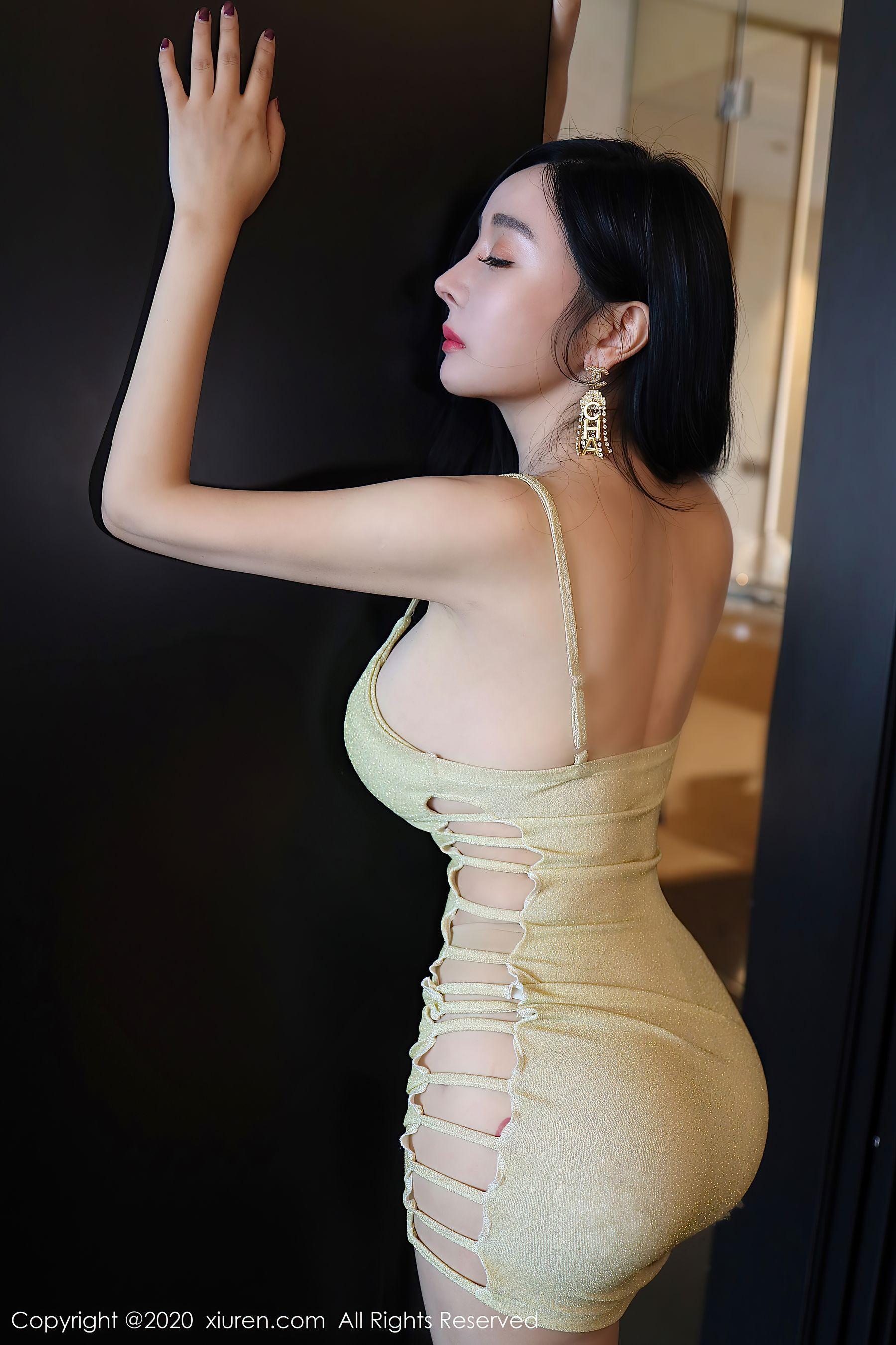 [秀人XIUREN] No.2854 允爾 – 酥胸圆润美腿修长秀美(49)