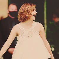 Emma Watson BN8WaVUt_o