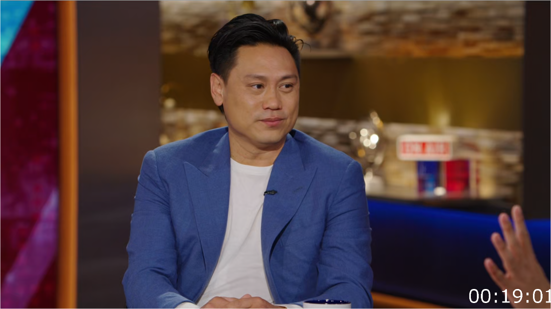 The Daily Show (2024-07-30) Jon M Chu [1080p/720p] (x265) OeO4agfr_o