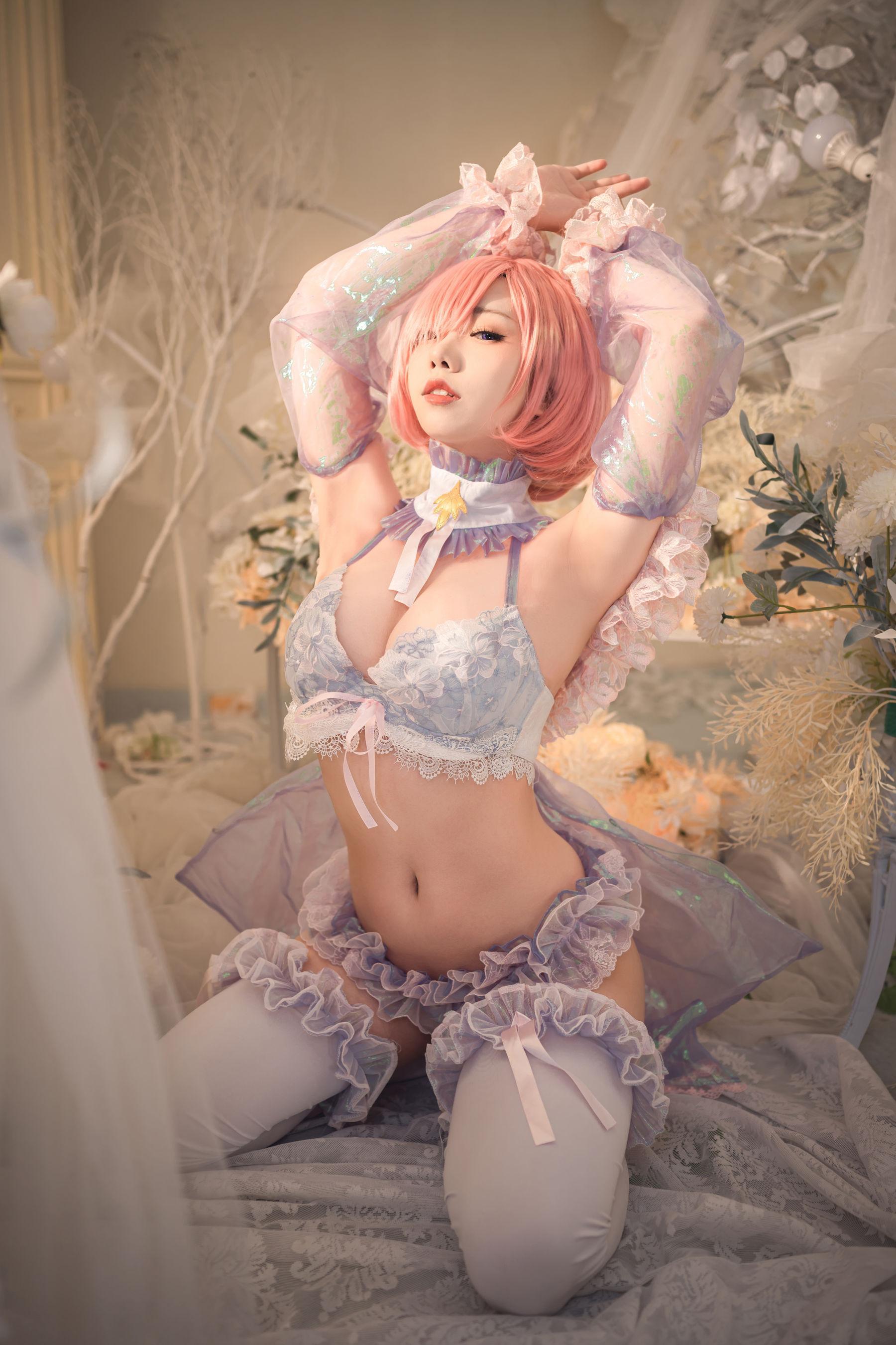 [网红COSER] 一北亦北 – 玛修同人服(23)