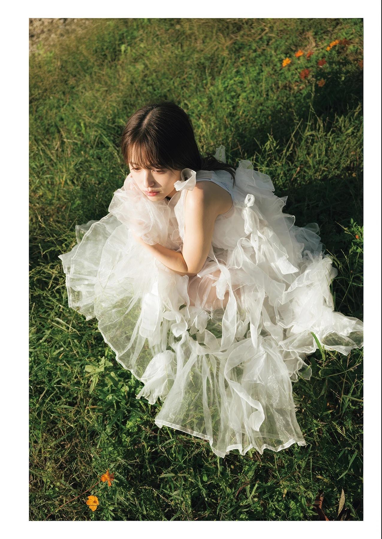 Rikako Aida 逢田梨香子, 写真集 「日々」 Set.03(15)