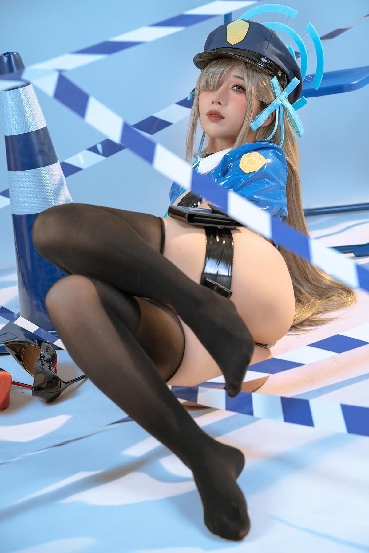 Cosplay 云溪溪Yunx1x1 奶桃  蔚蓝档案 之濑明日奈 Set.02(13)