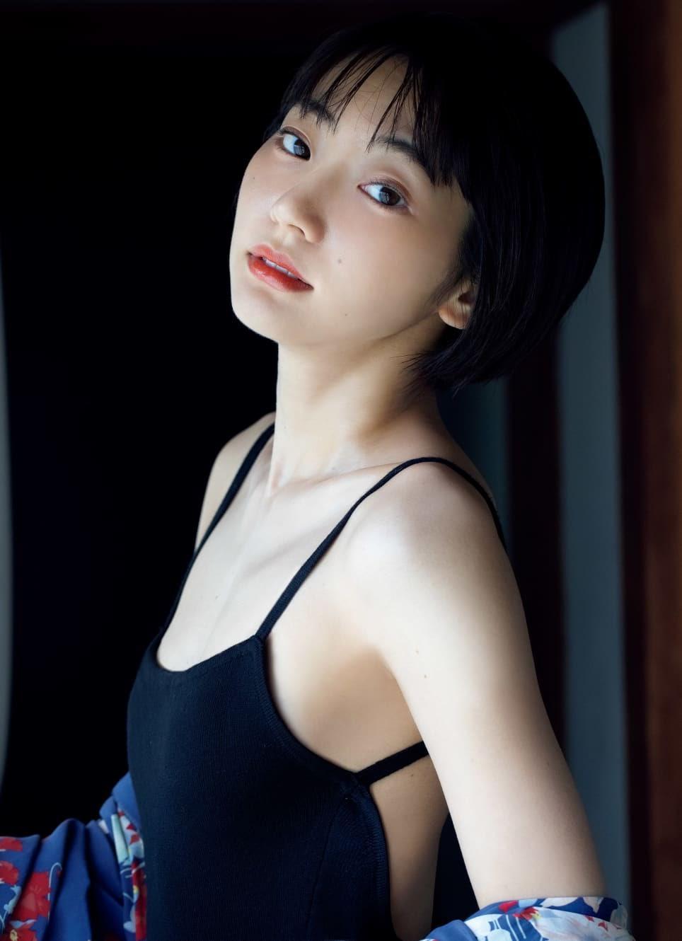 Rena Takeda 武田玲奈, FRIDAY 2021.08.20 (フライデー 2021年8月20日号)(5)