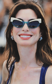 Anne Hathaway HmH1Apb1_o