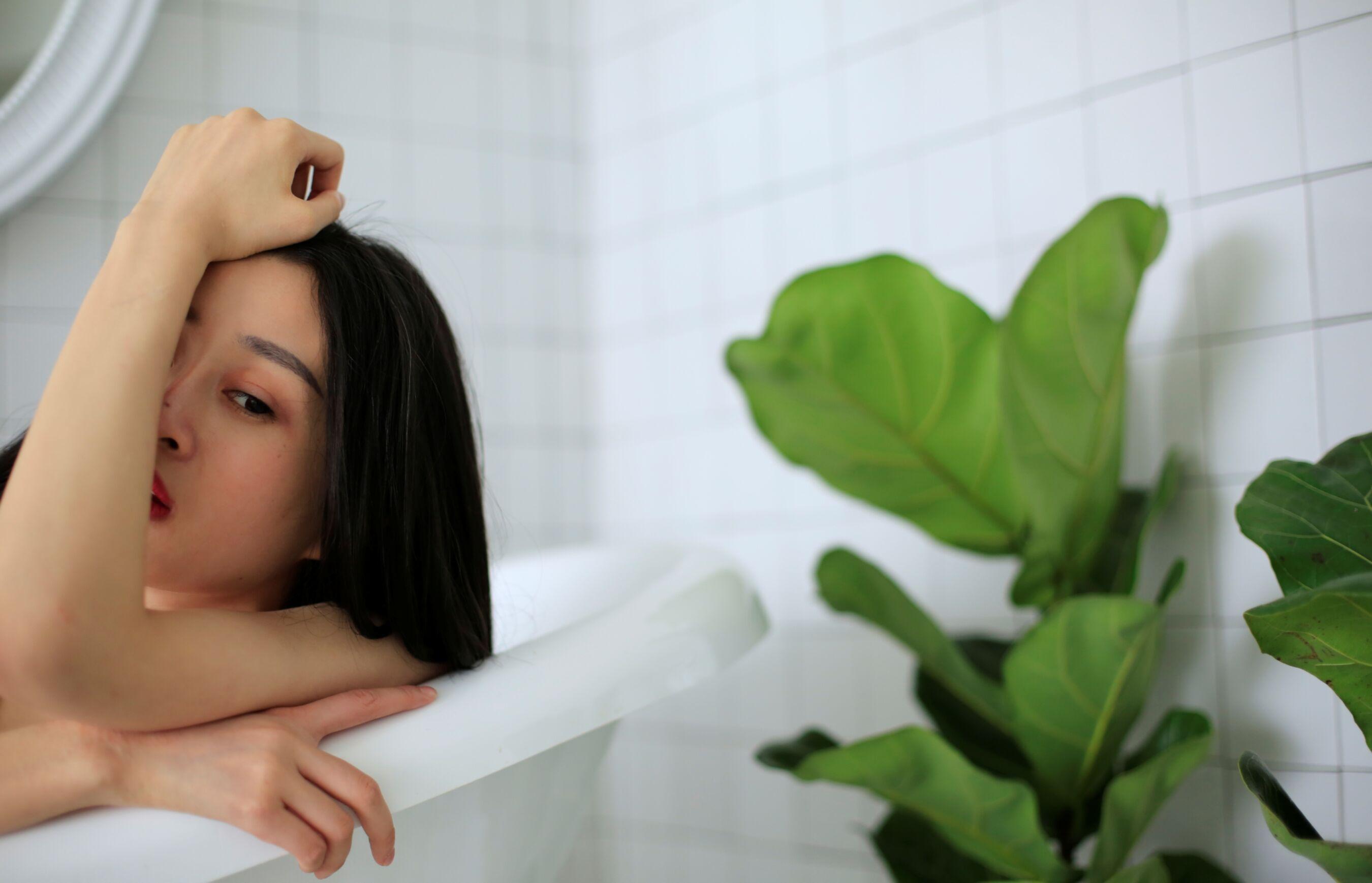 国模套图 素人私房流出(496)