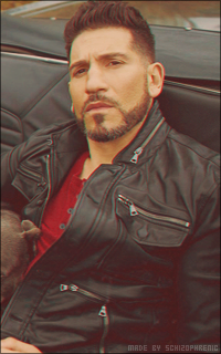 Jon Bernthal WQEWlEpn_o