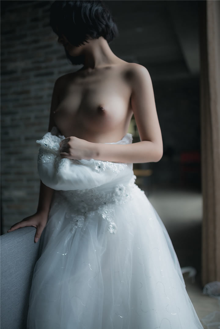 极品柚木写真系列之白色婚纱无圣光唯美人体艺术写真(4)