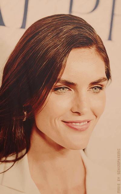 Hilary Rhoda NC4XeLT5_o