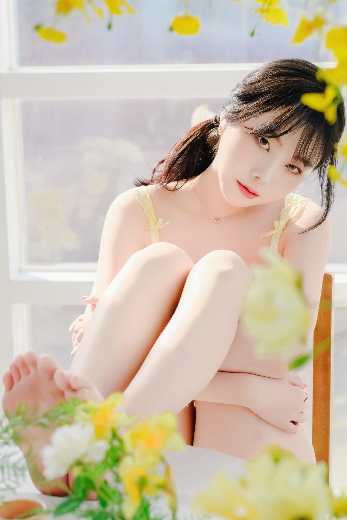 Yuna 유나, [Patreon] Flowers(7)