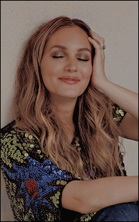 Leighton Meester QZYhCmnA_o