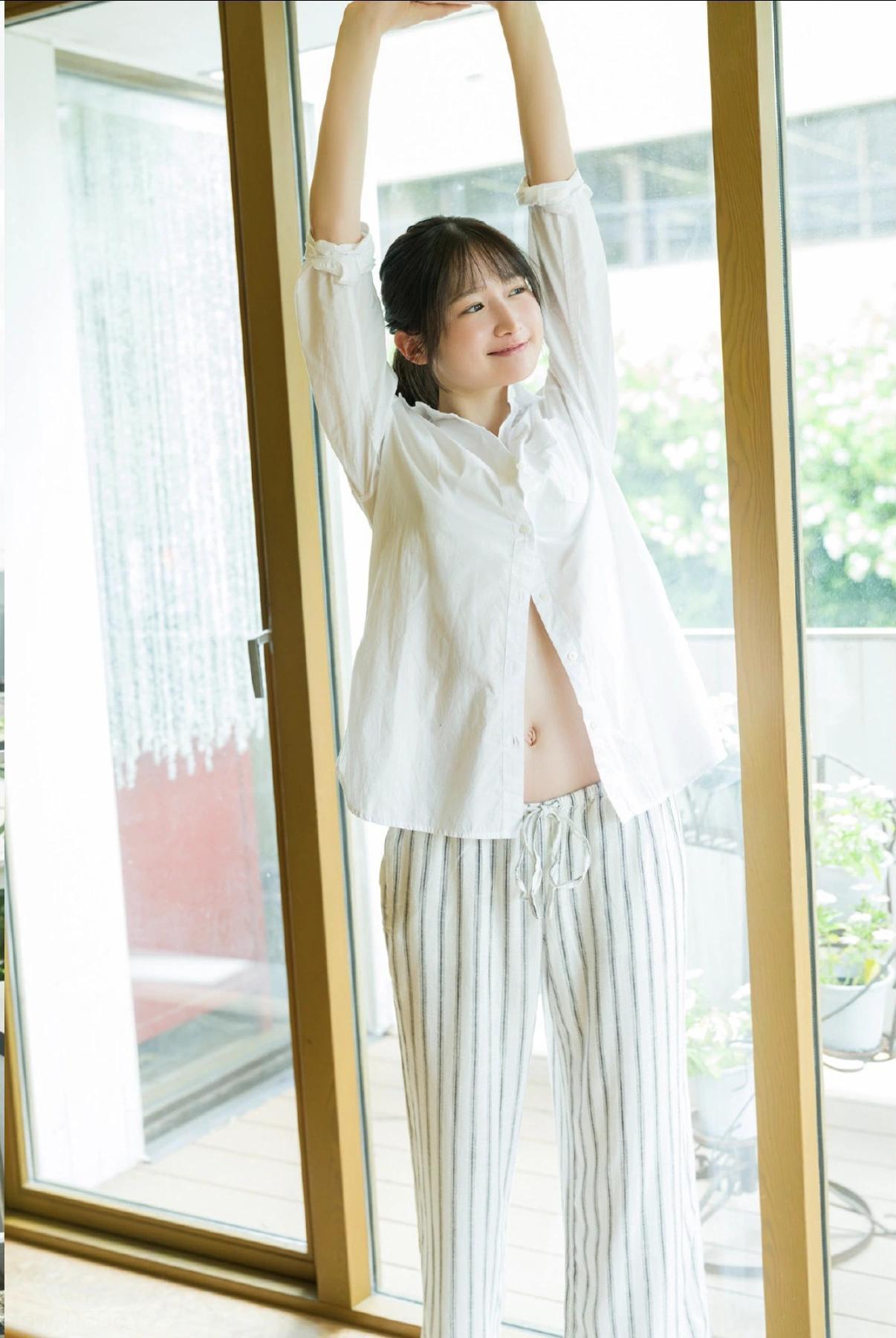 Mio Ishikawa 石川澪, FLASH 2025.09.30 (フラッシュ 2025年9月30日号)(15)