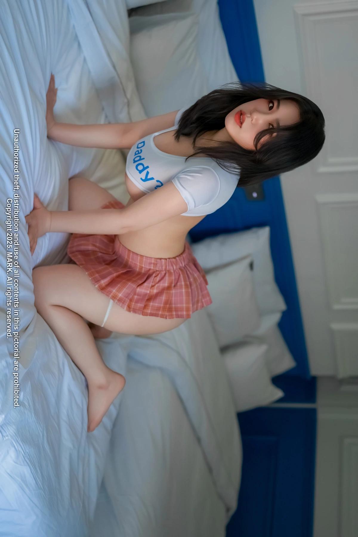 Jenn 젠, MARK Photobook 「Excitement in Wet Bath」 Set.01(11)