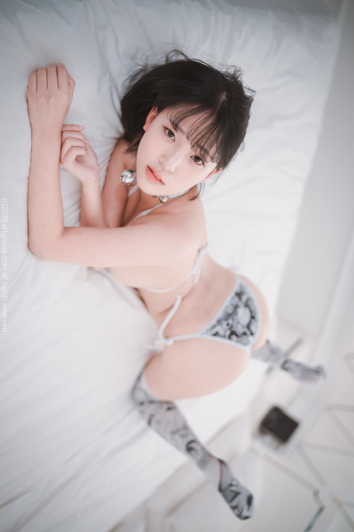 Kang Inkyung 강인경, ArtGravia Vol.123 Photobook Set.02(8)