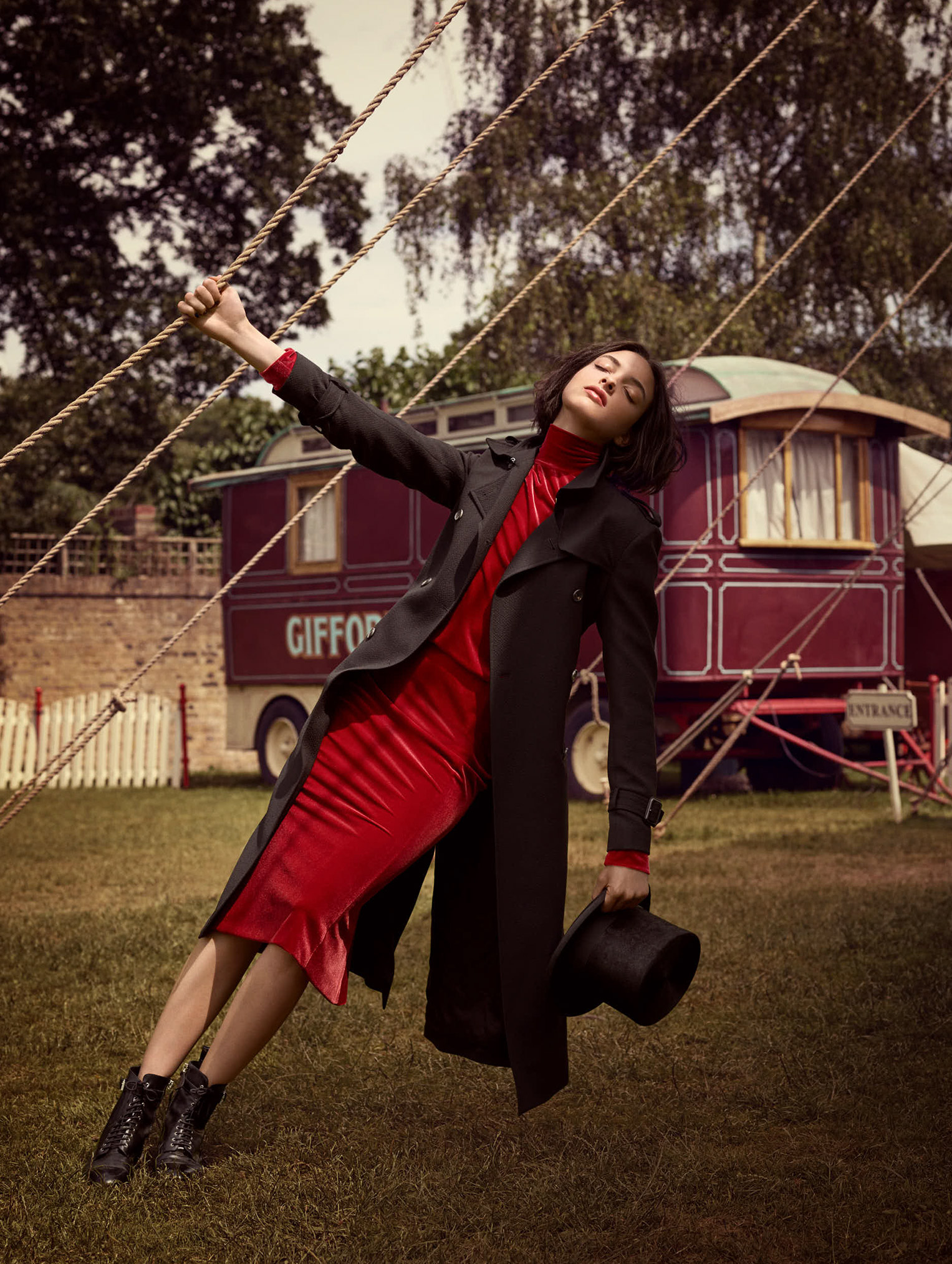 The Runaway by Oliver Pearce / Phoenix Magazine The Runaway by Oliver Pearce / Phoenix Magazine