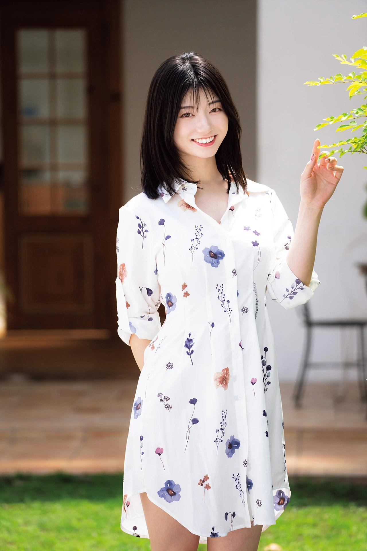 Kanna Seto 瀬戸環奈, 週刊ポストデジタル写真集 『セトカン電子写真集 最胸J！』 Set.01(1)