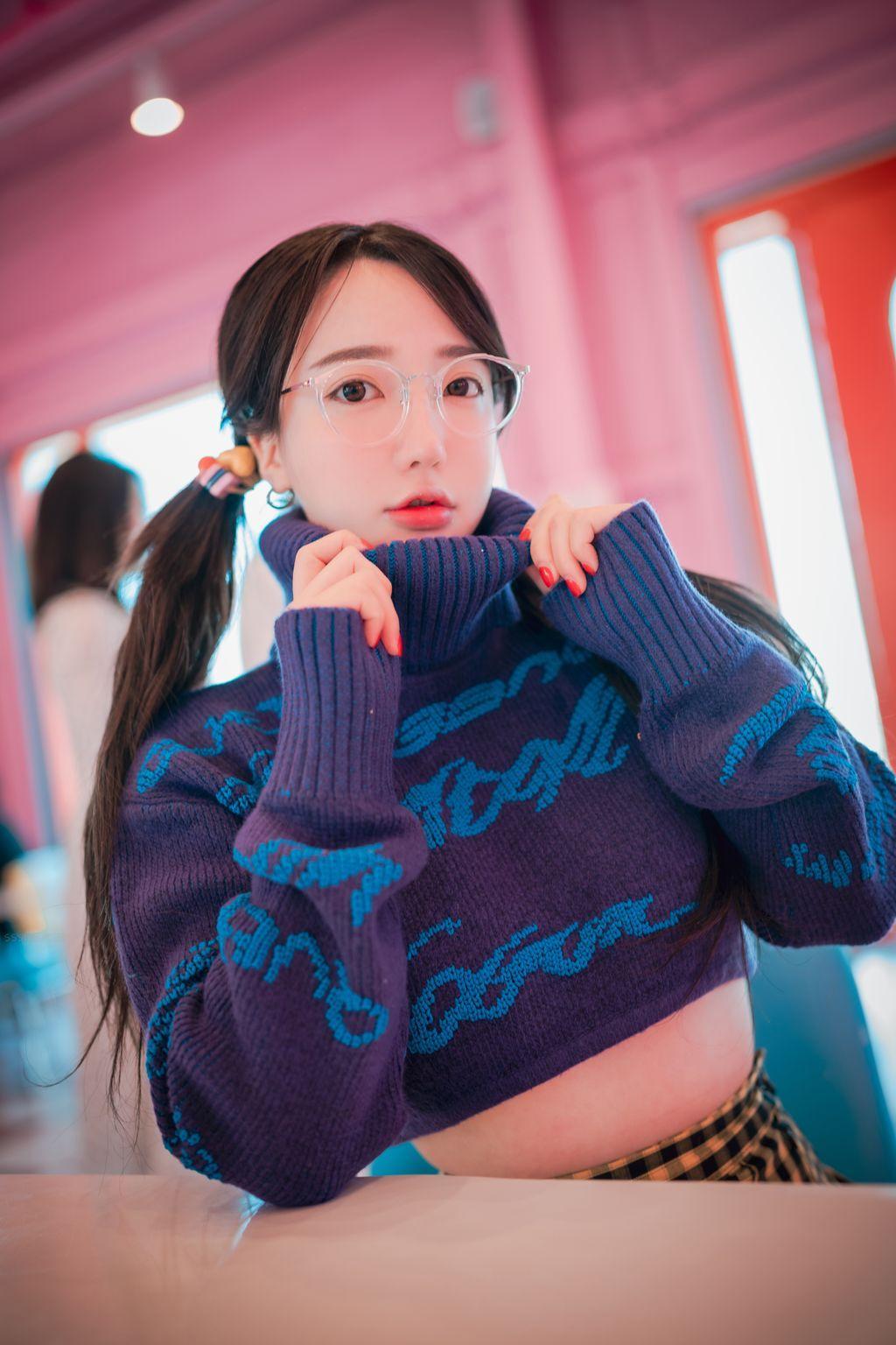 DJAWA Photo - Son Ye-Eun (손예은): "Early Spring Walk in March Vol.2" (+S.Ver) (156 photos)(120)