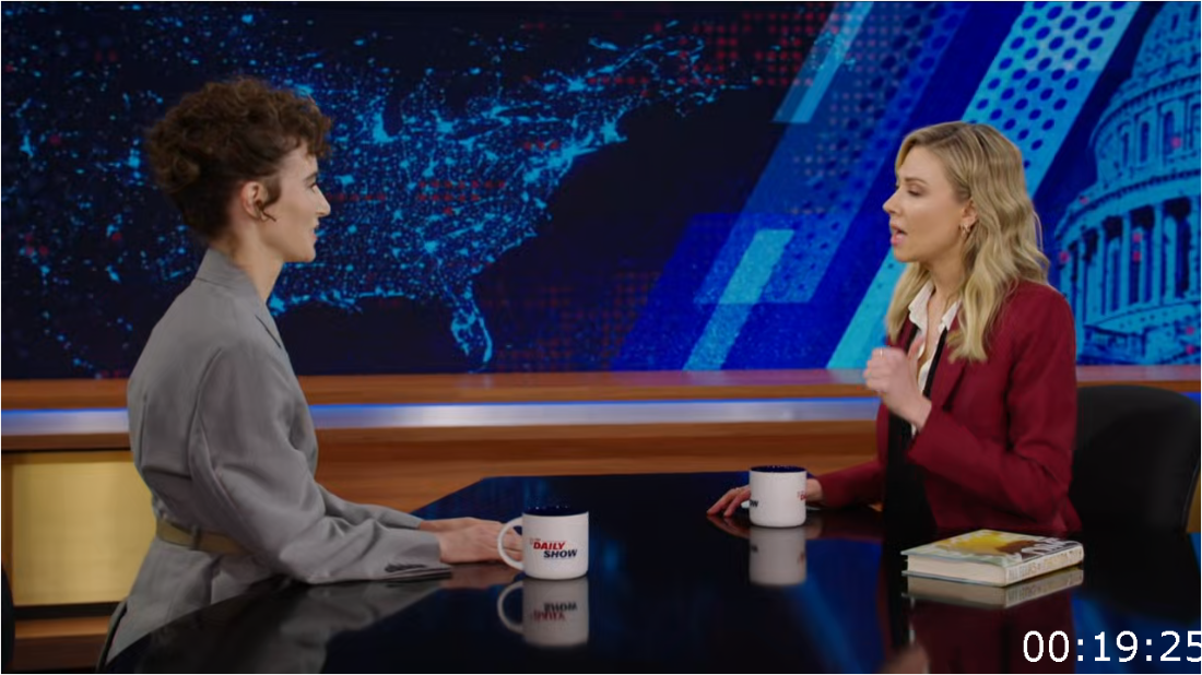 The Daily Show (2024-05-14) Miranda July [720p] (x265) UFDc8JVW_o