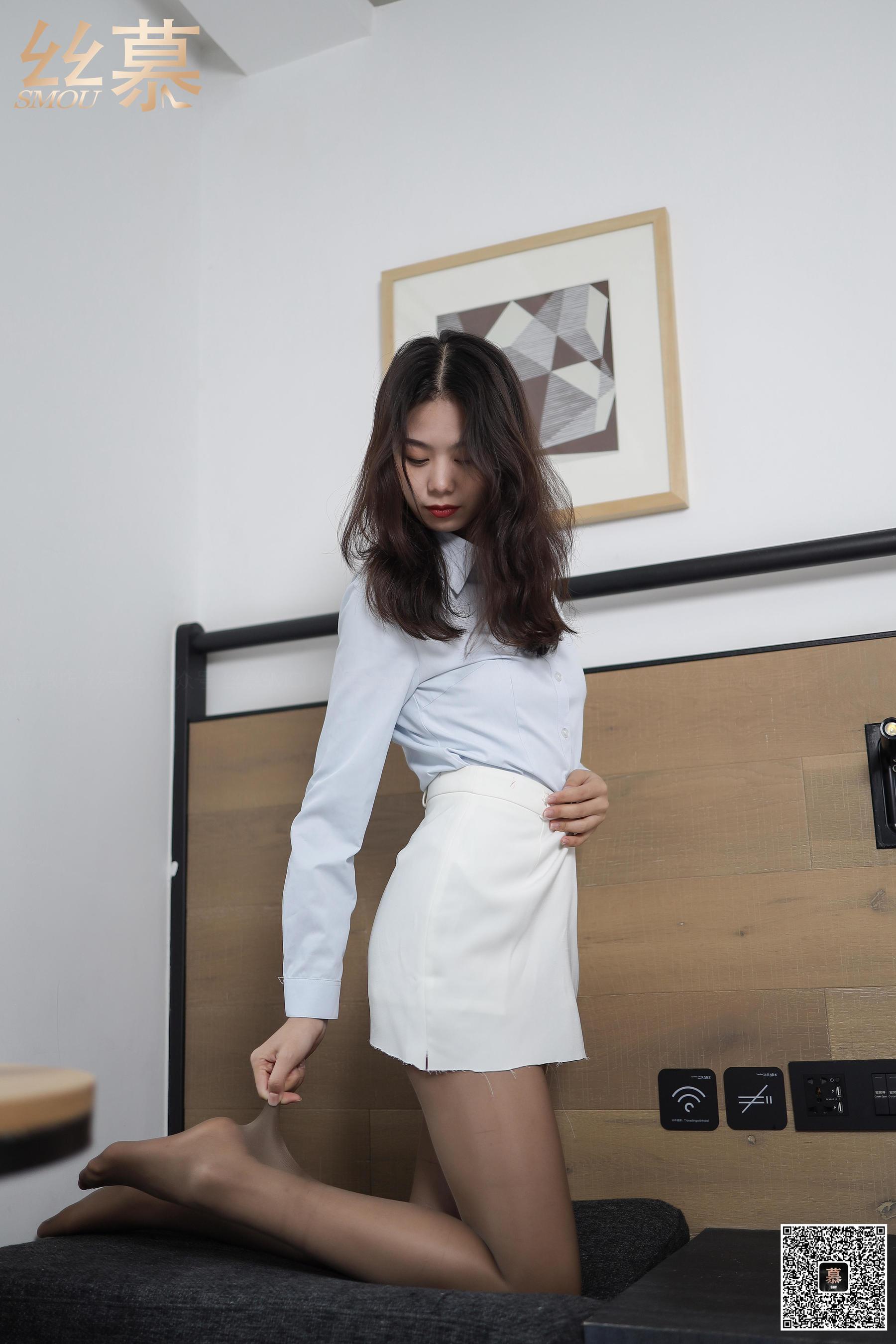 [丝慕] TX073 芝芝 《白领咖啡丝》 丝袜美腿写真(19)