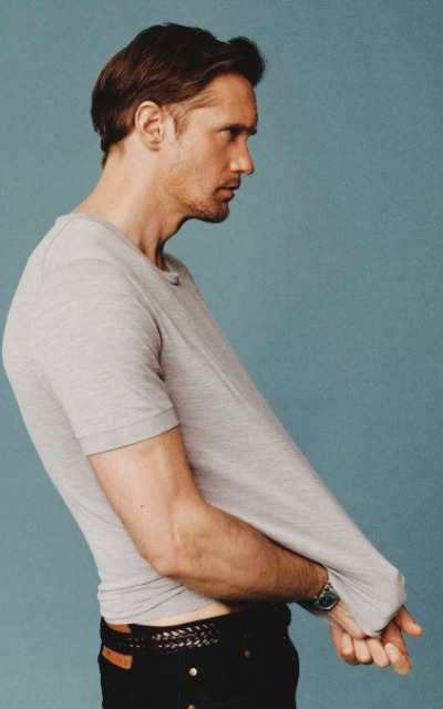 Alexander Skarsgard  MlAPZNys_o