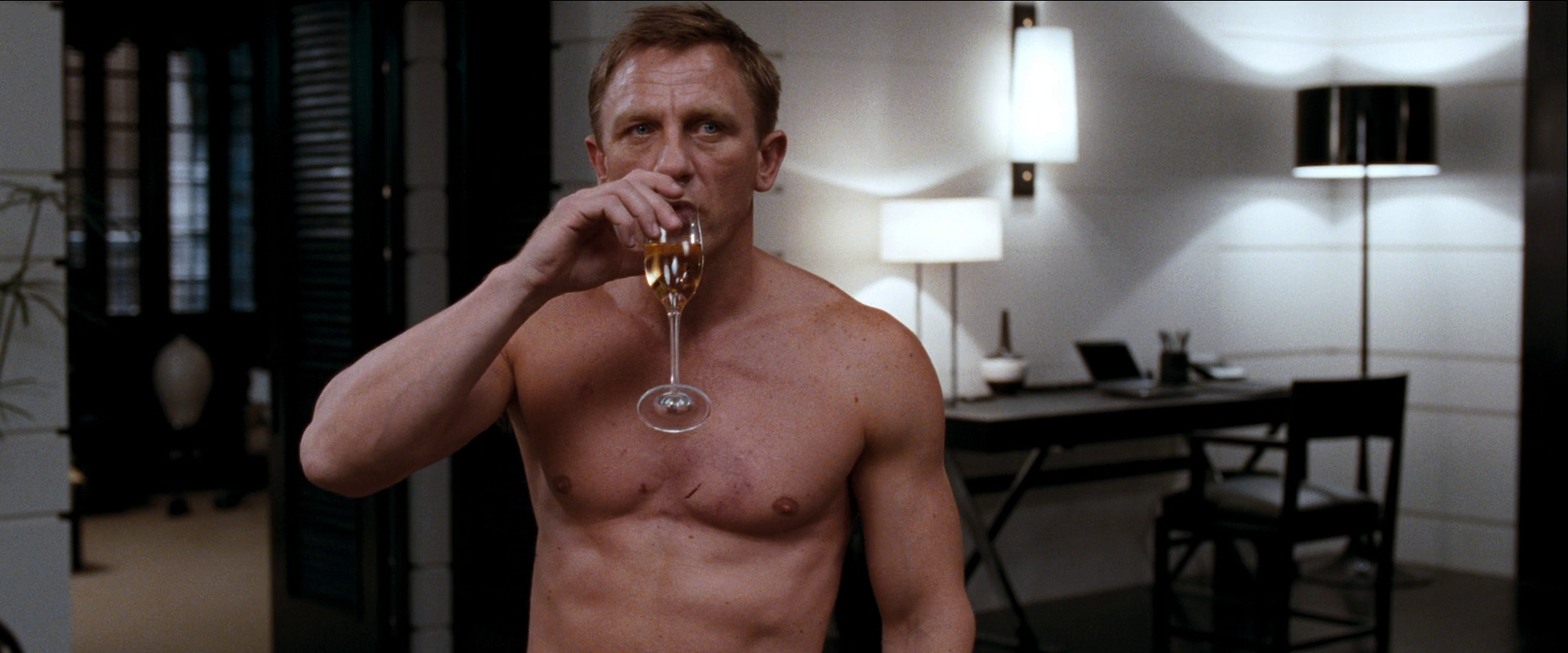 Daniel Craig