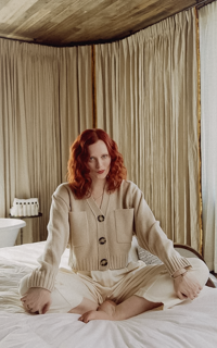 Karen Elson QRmESoAI_o