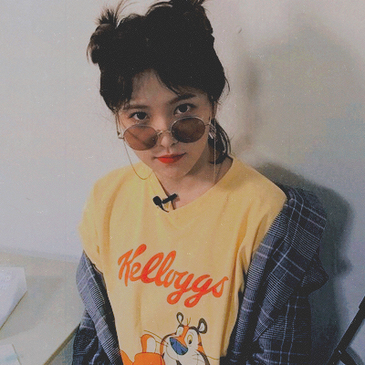 Voir un profil - Suhee Hwang YysQQAPa_o