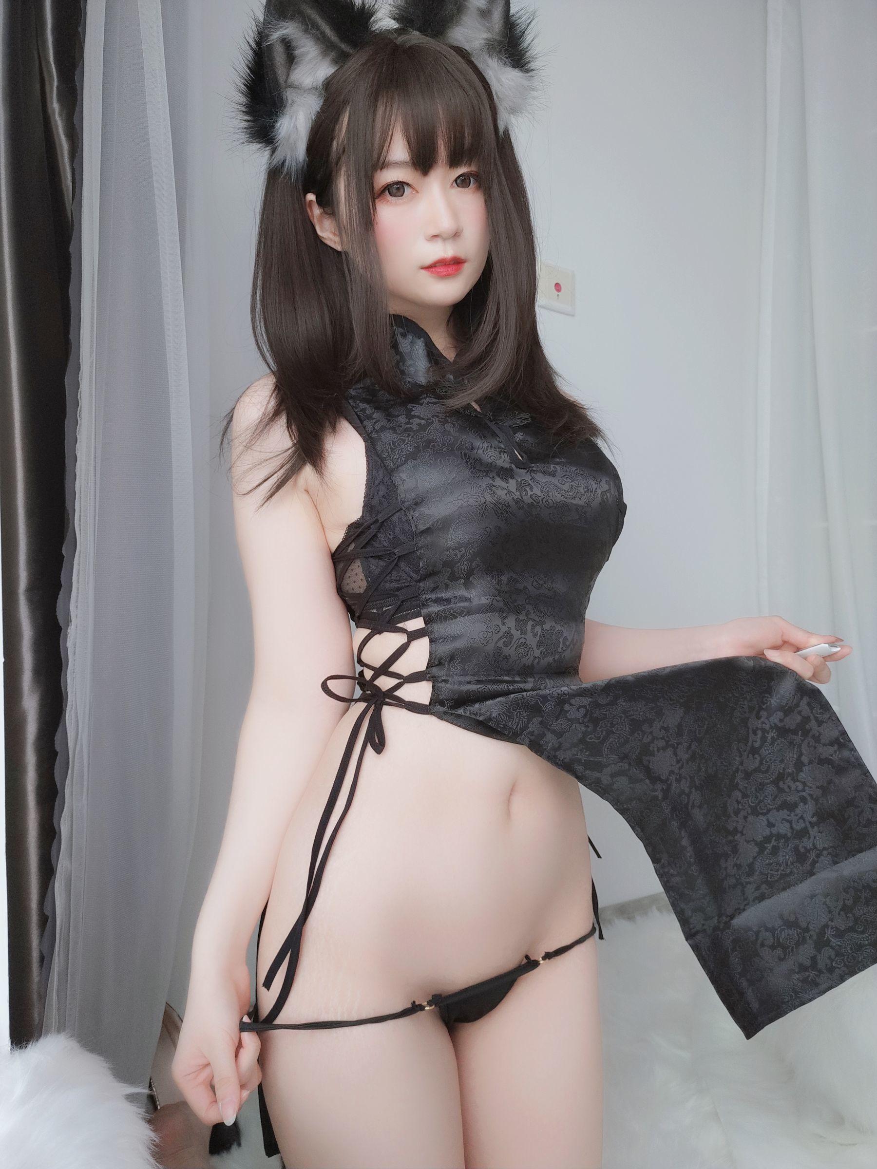 Coser模特白银81 《小黑狼》 写真集(78)