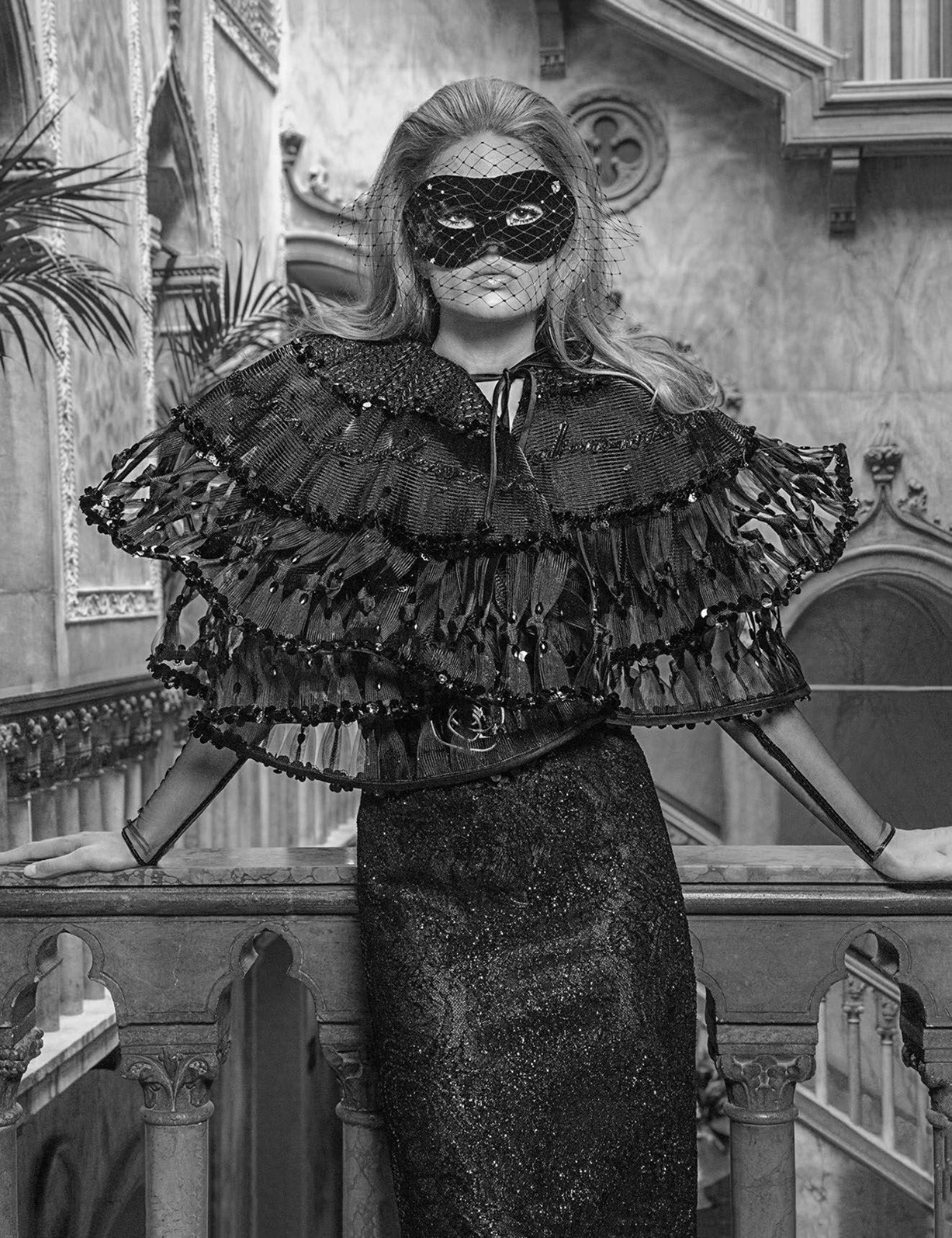 Венецианский шик с Анной Эверс / Anna Ewers by Inez van Lamsweerde and Vinoodh Matadin - Vogue Paris november 2017 Венецианский шик с Анной Эверс / Anna Ewers by Inez van Lamsweerde and Vinoodh Matadin - Vogue Paris november 2017