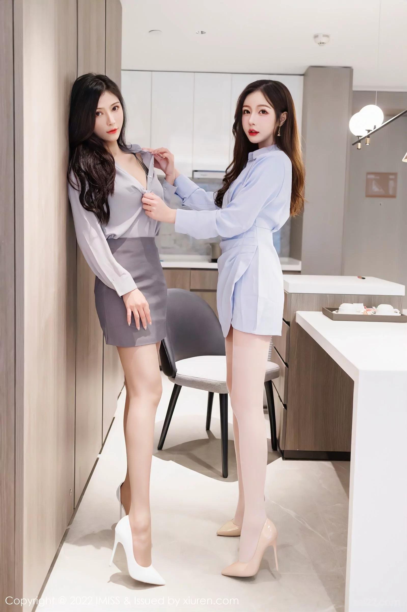 [IMISS爱蜜社] Vol.652 Lavinia肉肉与LindaLinda 白丝与原色丝袜组合OL系列(10)