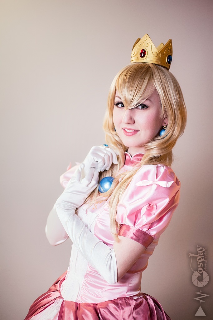 The Best Princess Peach Cosplay
