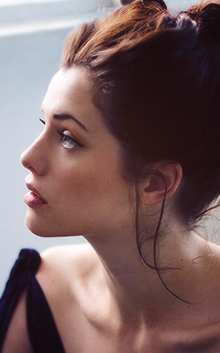 Jessica De Gouw KSPSonhU_o