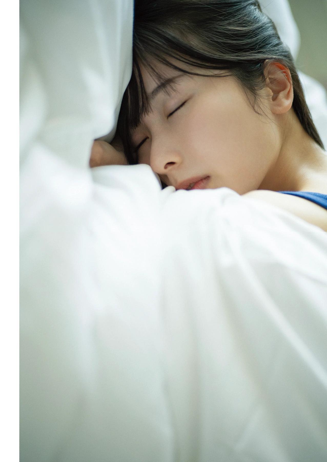 Kotoko Sasaki 佐々木琴子, 1st写真集 「明け方の夢」 Set.02(2)