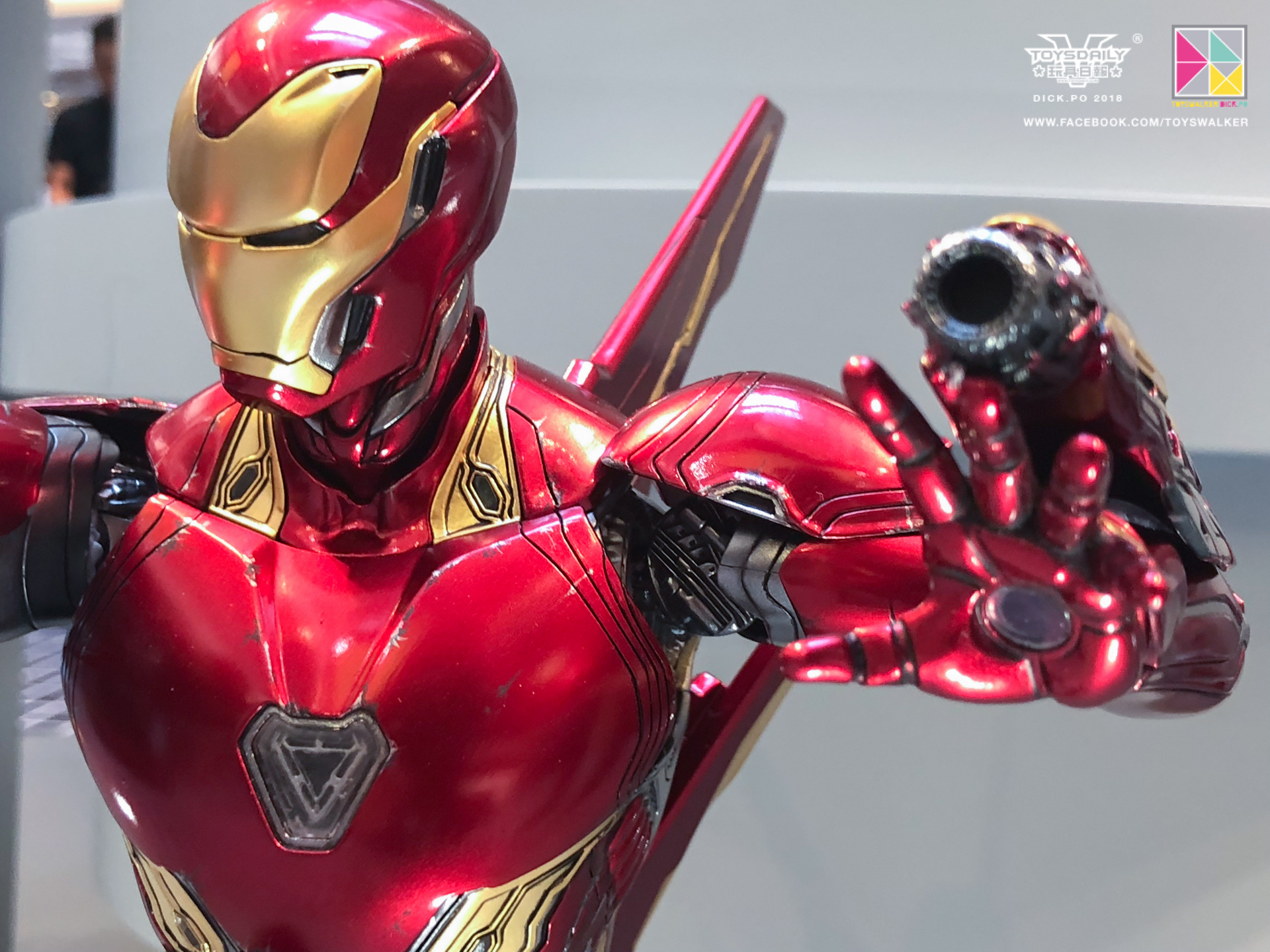 Exhibition Hot Toys : Avengers - Infinity Wars  ZyX7qUMq_o