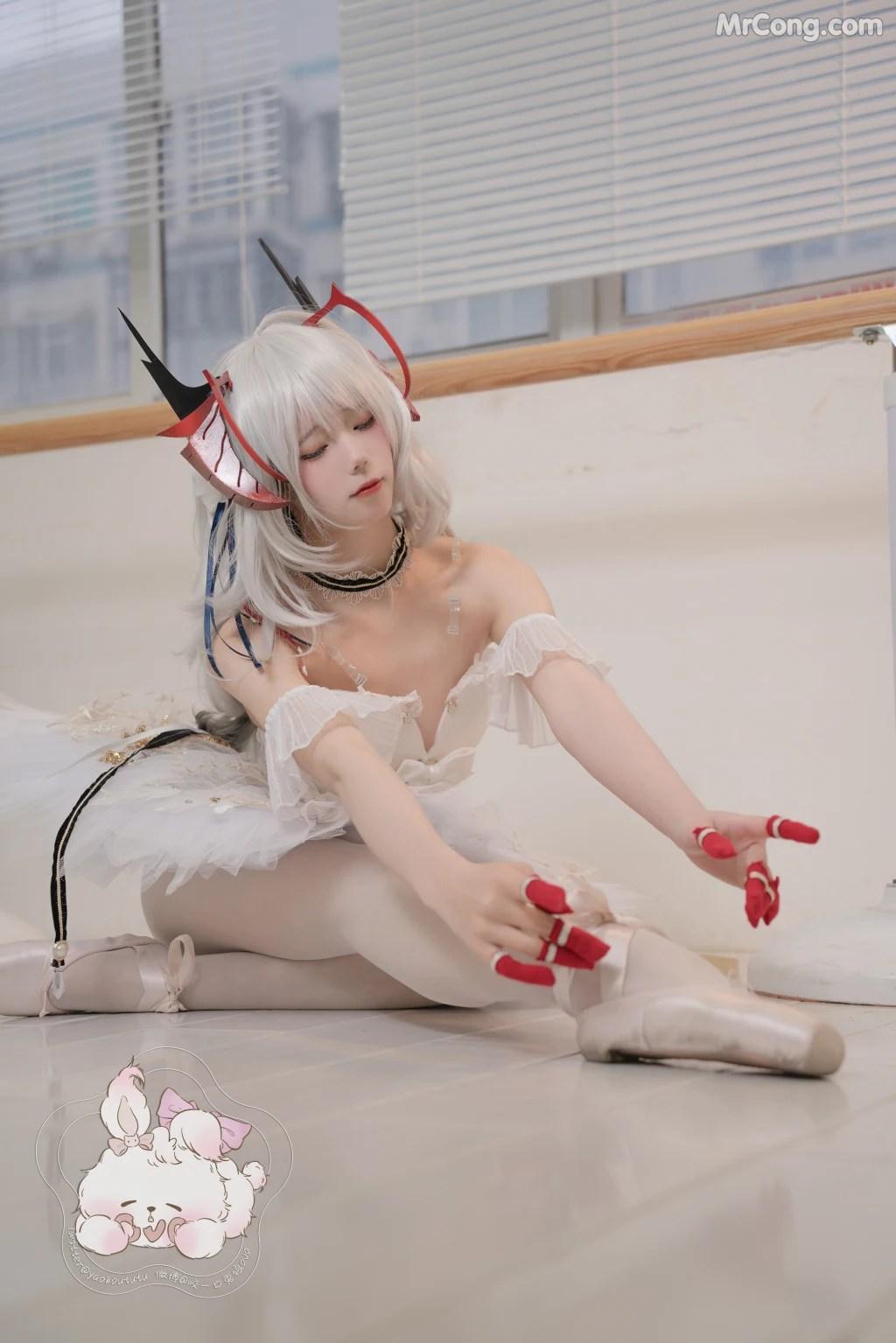 Coser@黏黏团子兔: W天鹅之舞 (55 photos )(39)