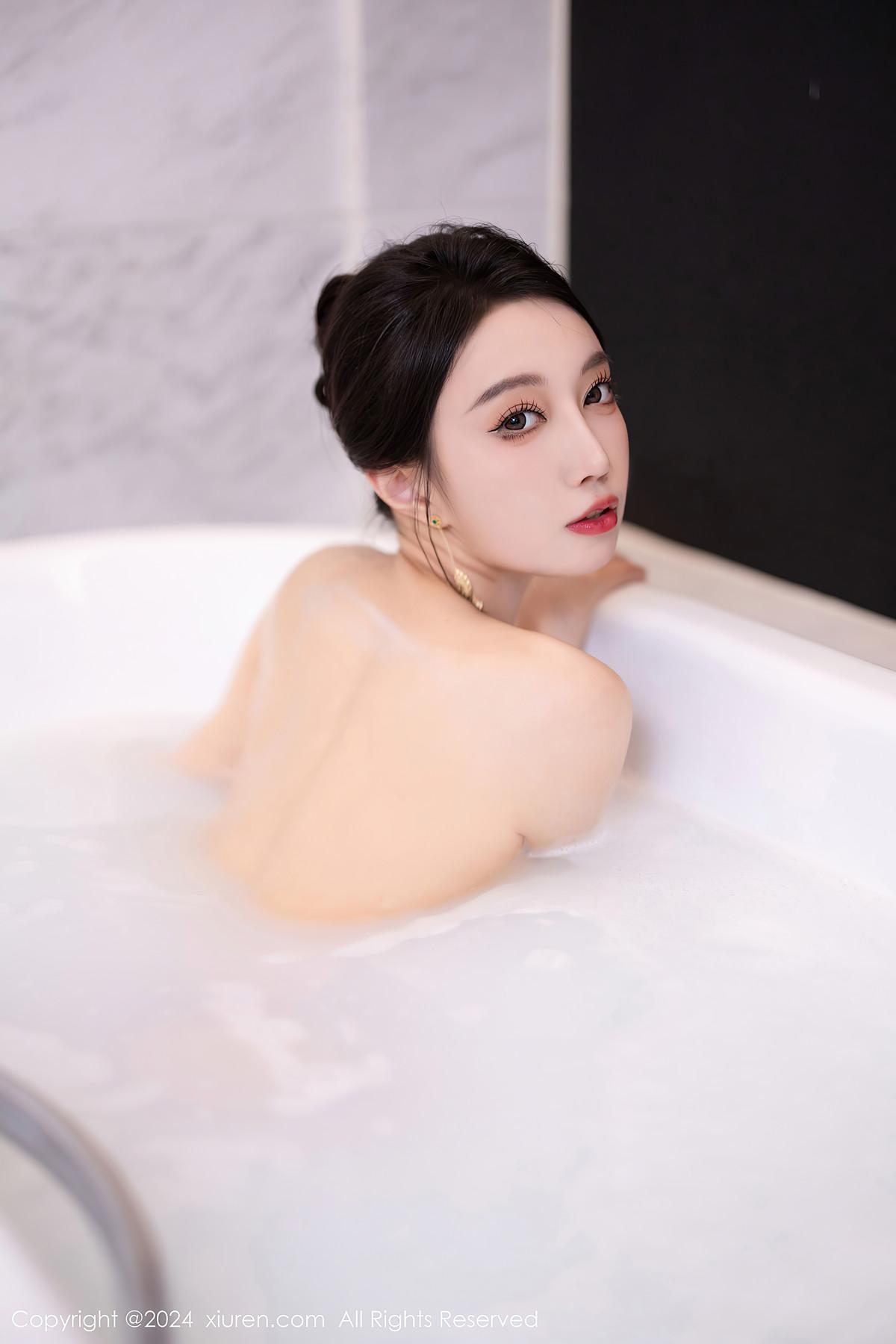 XIUREN No.8479 玥儿玥er(49)