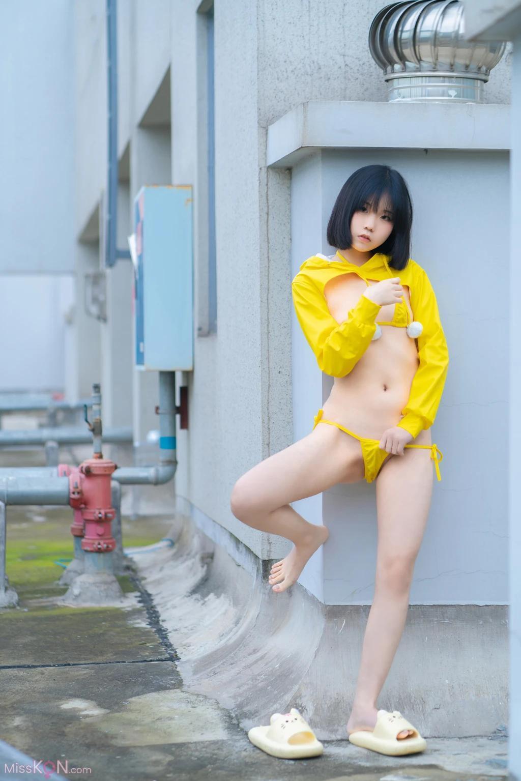 Coser@一只小栗奈: 天台小雨衣 (169 photos )(25)