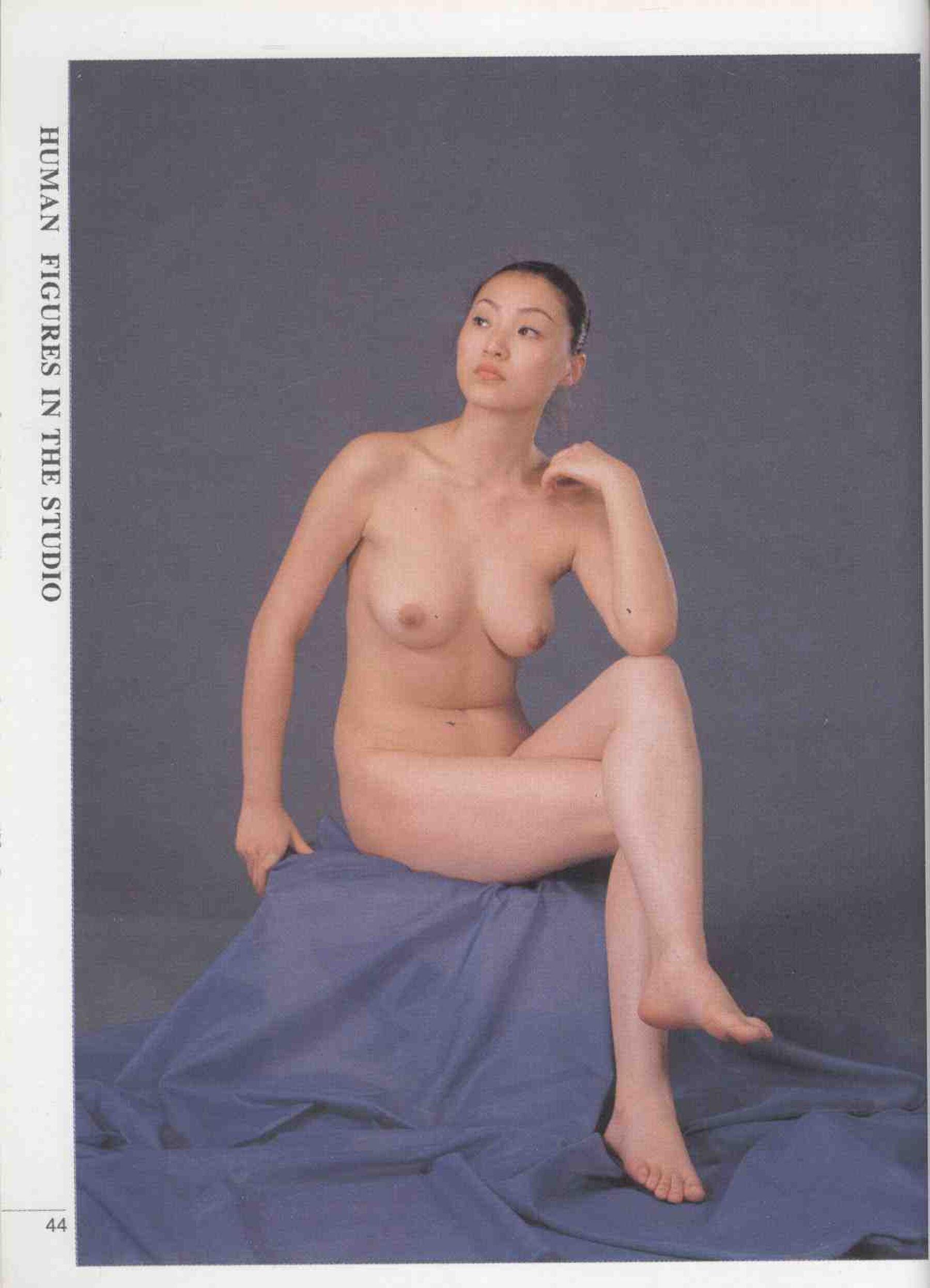 书籍扫描 实用人体模特摄影·坐姿篇(49)
