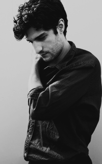 Louis Garrel S3bmuHjB_o