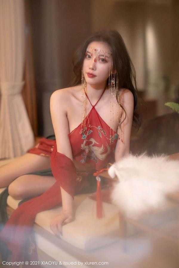 杨晨晨化身妩媚妖姬身段迷人分外妖娆(6)