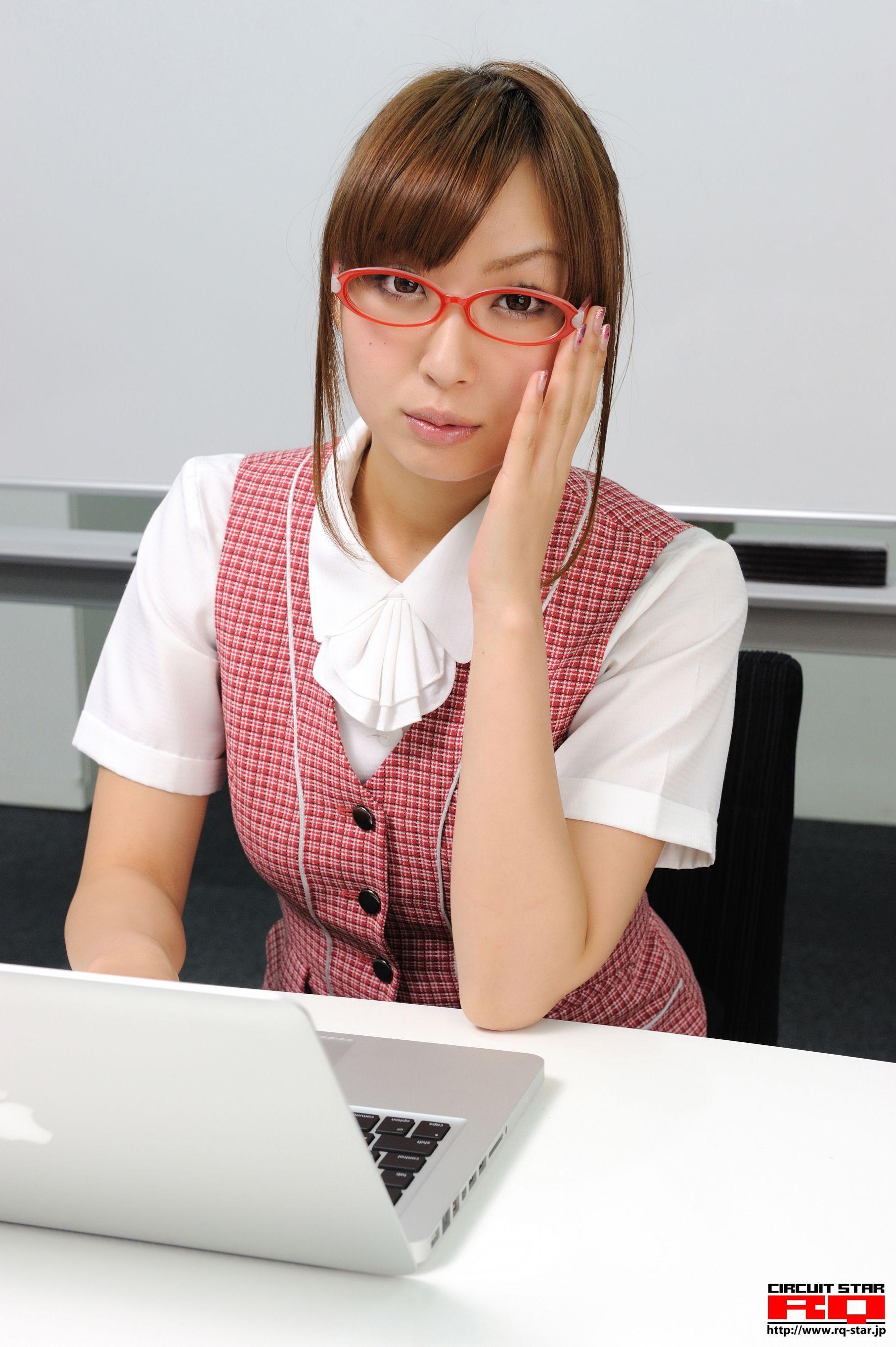 [RQ-STAR] NO.00255 Yuka Tachibana 立花ゆか Office Lady 写真集(75)