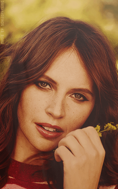 Felicity Jones DvIun0Nw_o