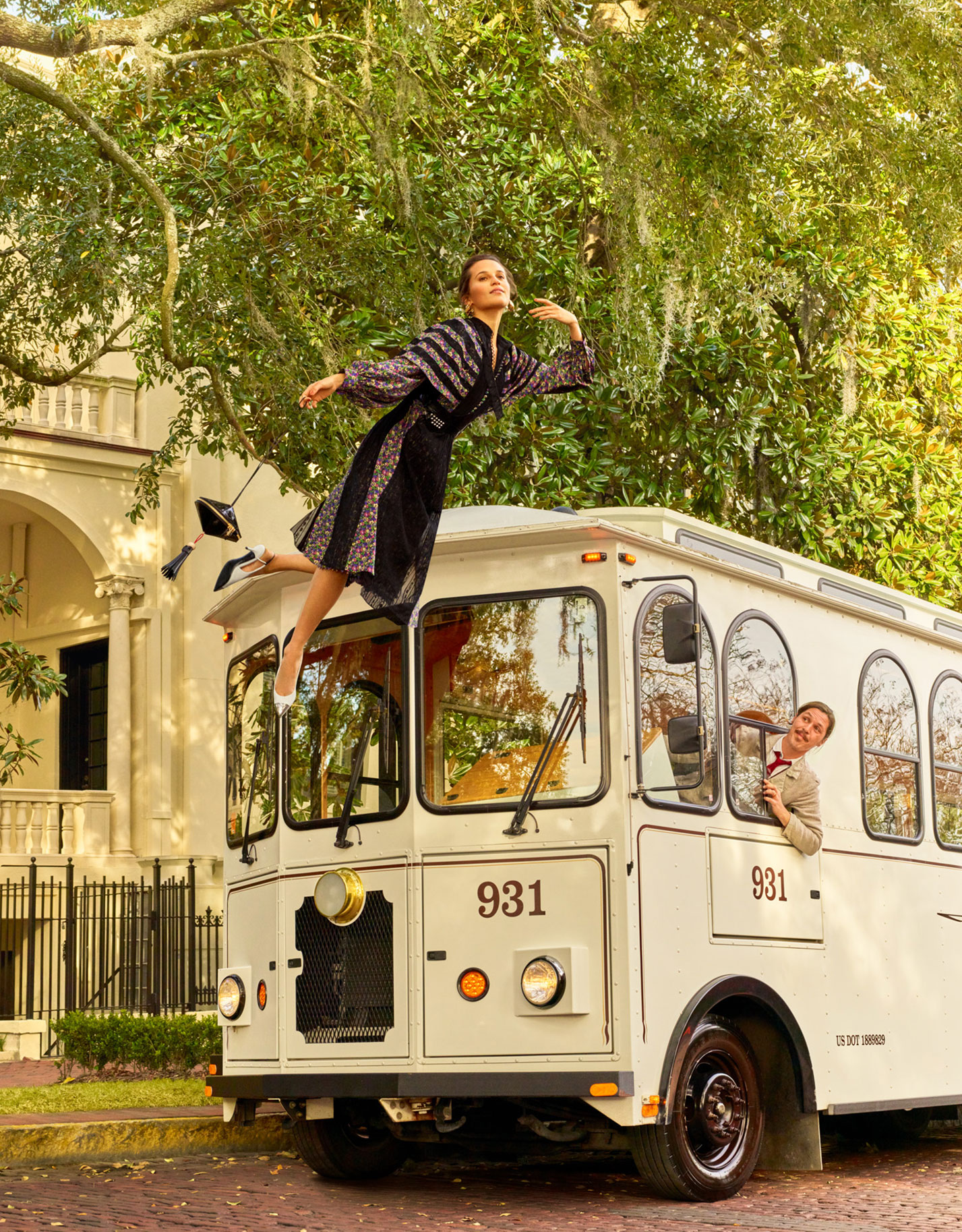 Alicia Vicander and Giacomo Cavalli by Mariano Vivanco Полеты Алисии Викандер / фото 05